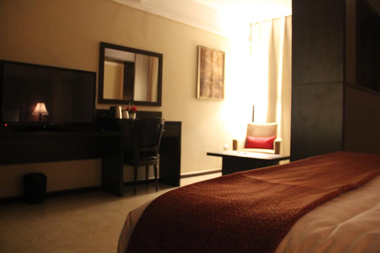 Casablu Hotel Nouakchott Dış mekan fotoğraf