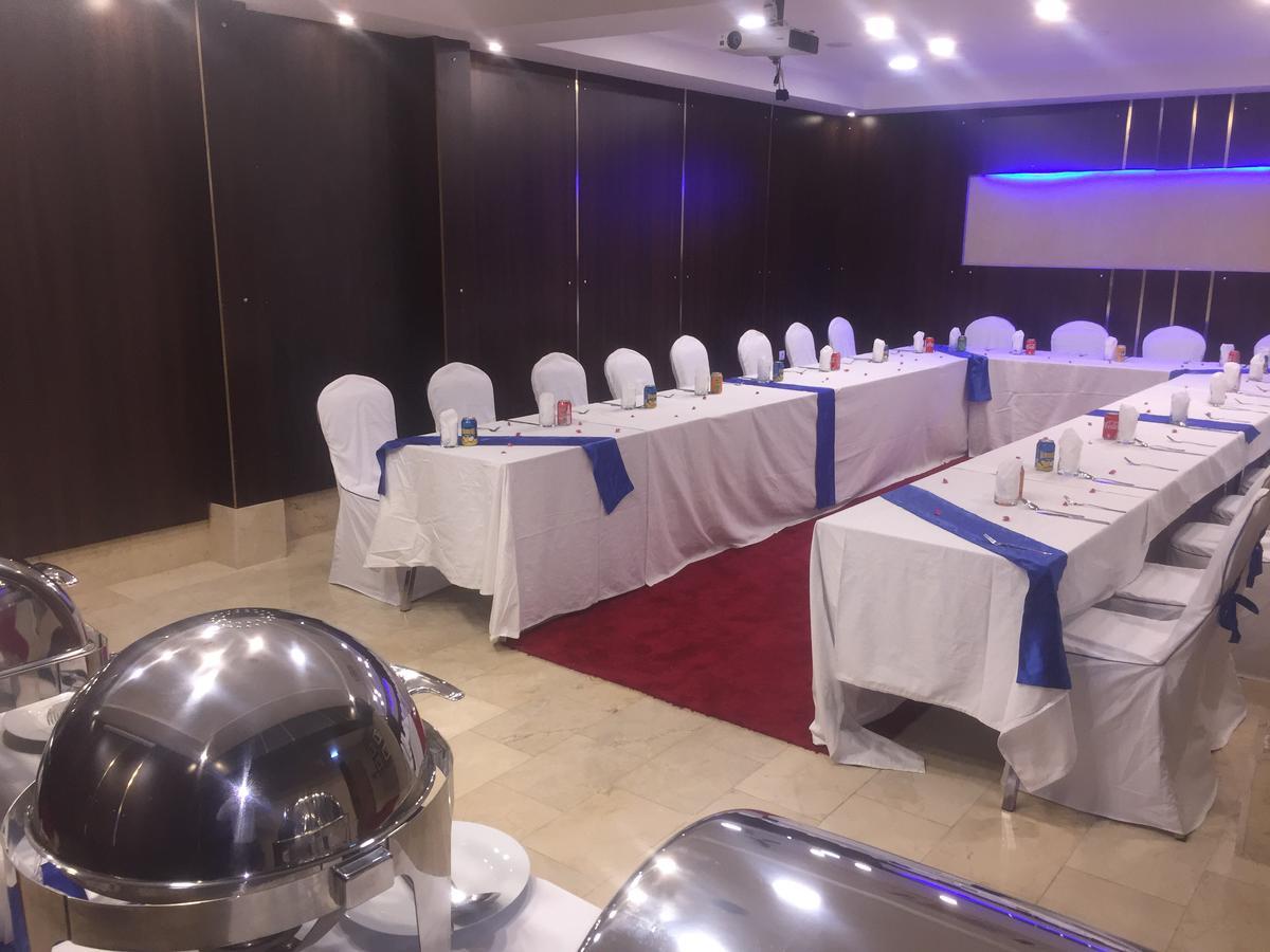 Casablu Hotel Nouakchott Dış mekan fotoğraf